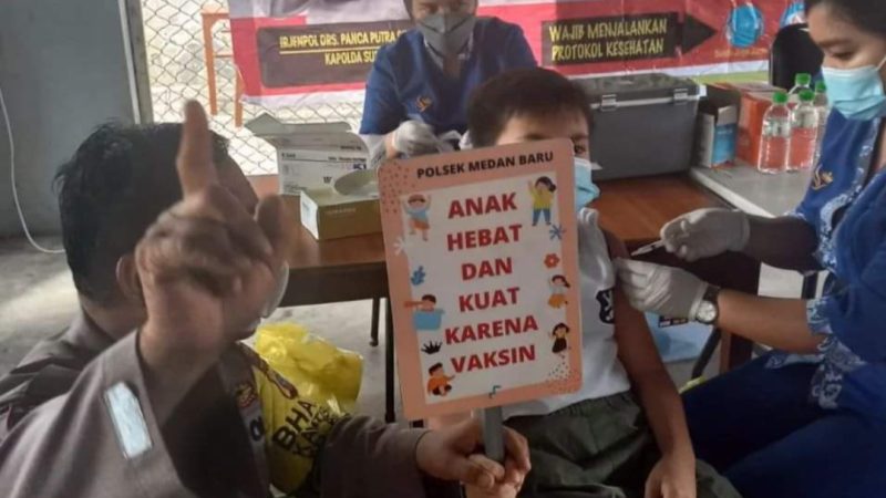 Polsek Medan Baru Percepat Vaksinasi Anak di SD Cita Luhur