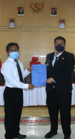 Bupati Adakan Perjanjian Kinerja Dengan Kepala SKPD
