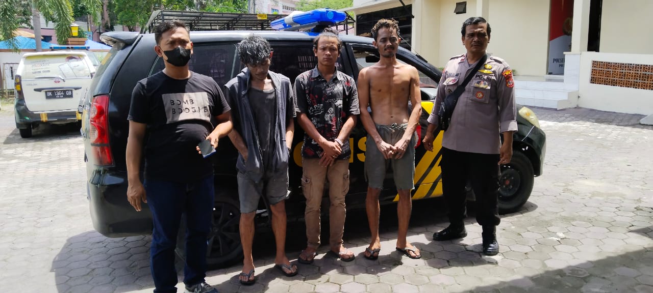 Resahkan Masyarakat,Tiga Pelaku Pembersih Kaca Mobil Diamankan Polsek Medan Baru