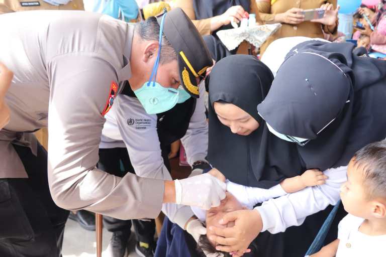 Kapolres Mandailing Natal Hadiri Launching Pekan Imunisasi Nasional
