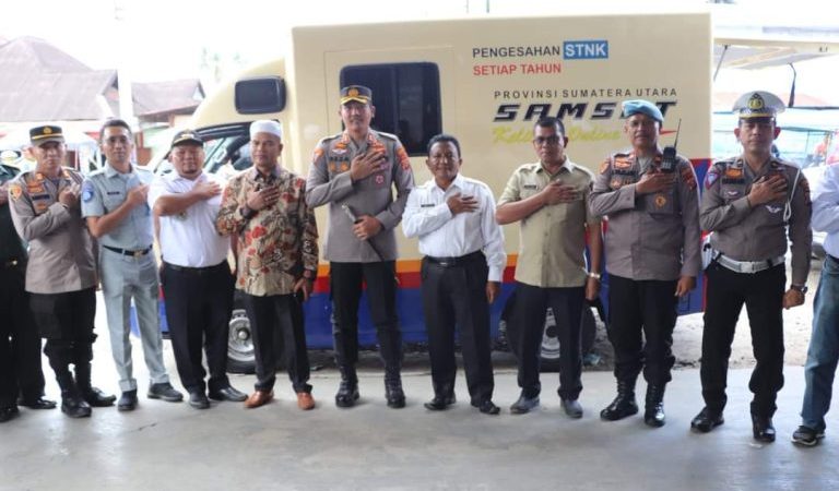 Kapolres Mandailing Hadiri Launching Mobil Samsat Keliling