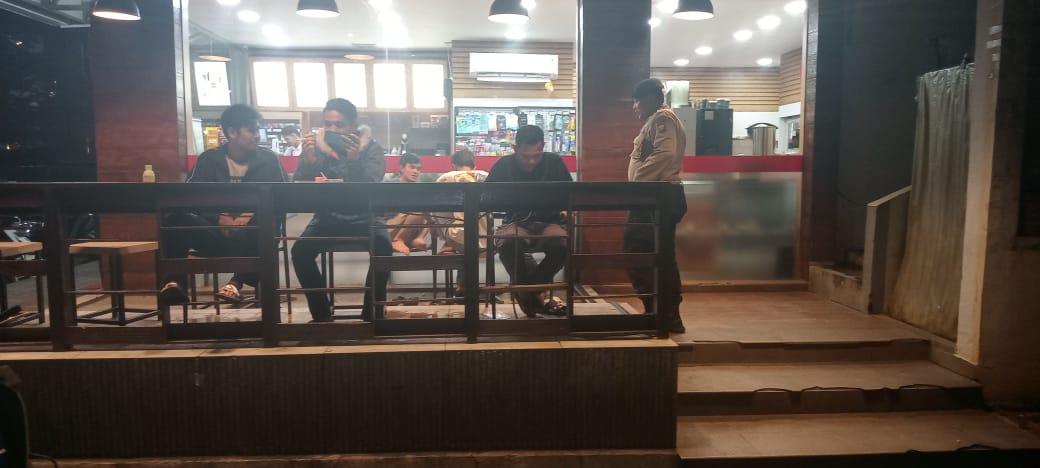 Tekan Angka Kriminalitas Personil Polsek Batu Ampar Terus Laksanakan Himbauan Kamtibmas dan Sampaikan Prokes