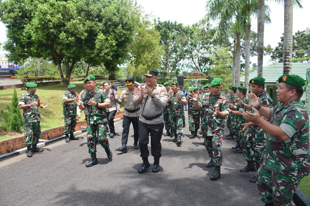 SILATURAHMI KAPOLDA KEPRI KE KOREM 033/WP DAN KODIM 0315/TANJUNGPINANG PROPINSI KEPRI