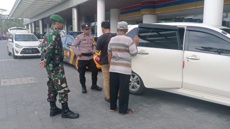 Ops Ketupat Seligi 2023, Bersinergi Polsek Batu Ampar Gelar Patroli Bersama TNI