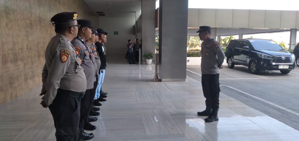 Polsek Batu Ampar Melaksanakan Pengamanan Rangkaian Acara Pertemuan Tingkat Menteri
