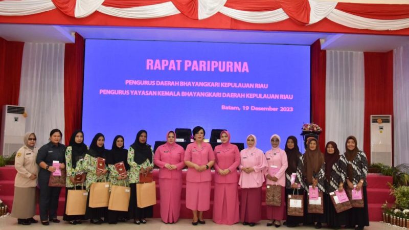 Rapat Paripurna PD Bhayangkari Kepri dan PD Yayasan Kemala Bhayangkari