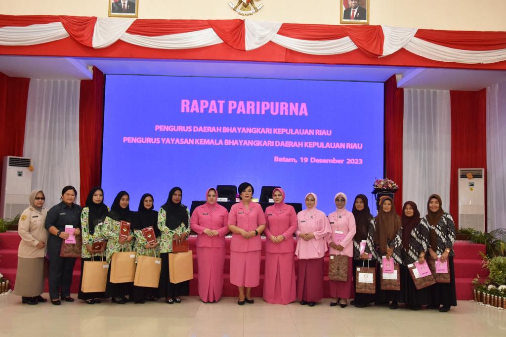 Rapat Paripurna PD Bhayangkari Kepri dan PD Yayasan Kemala Bhayangkari