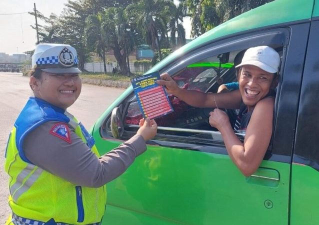 Polres Pelabuhan Belawan Rutin Beri Himbauan Berlalulintas Khususnya ke Pengendara Motor