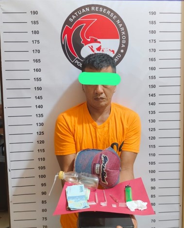 Polres Labuhan Batu Ringkus Pengedar Sabu di Desa Pondok Batu