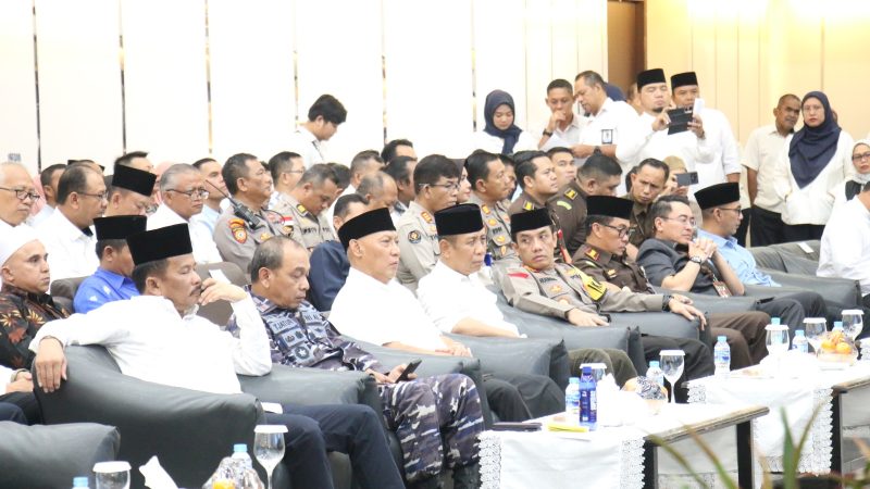 Kapolresta Barelang Hadiri Halal Bihalal Idul Fitri 1445 H dan Pelepasan Calon Jamaah Haji