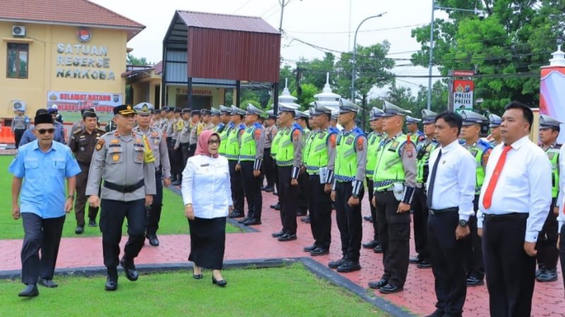 Polres Labuhan Batu Apel Gelar Pasukan Ops Terpusat Ketupat Toba 2024