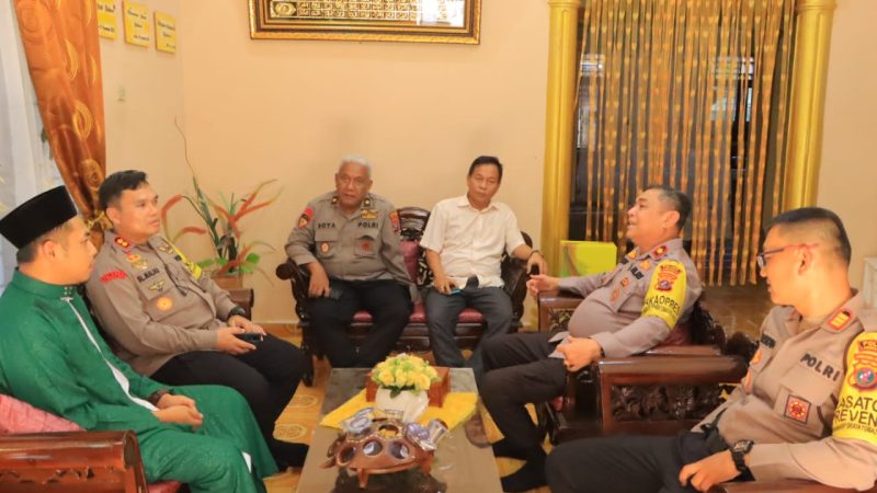 Kapolres Labuhan Batu Bersama PJU Silaturahmi Kepada Tokoh Agama