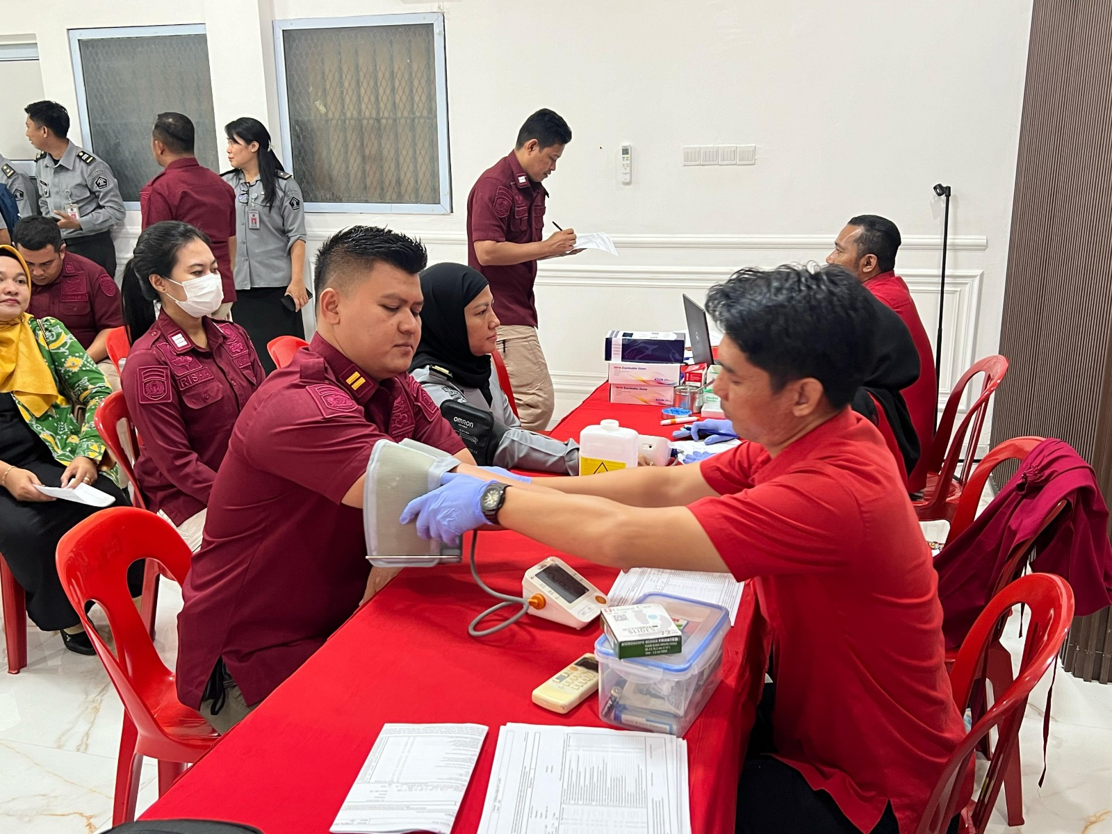 Rutan Batam Melaksanakan Donor Darah Dalam Rangka HBP Ke-61 Tahun 2025